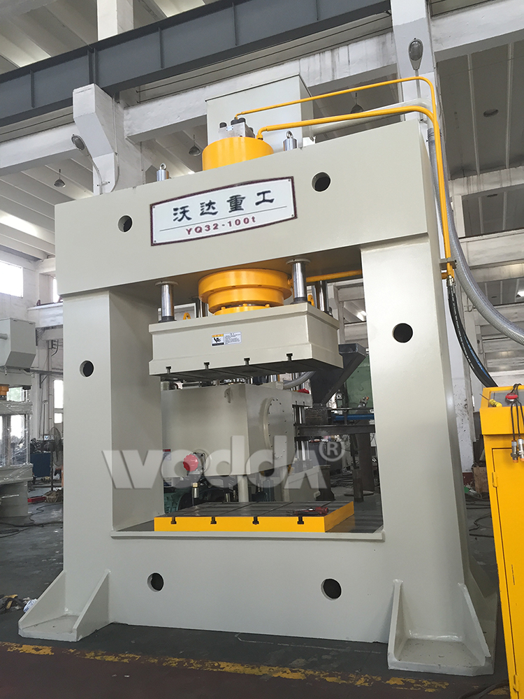 250噸(dun)龍門液壓(ya)機