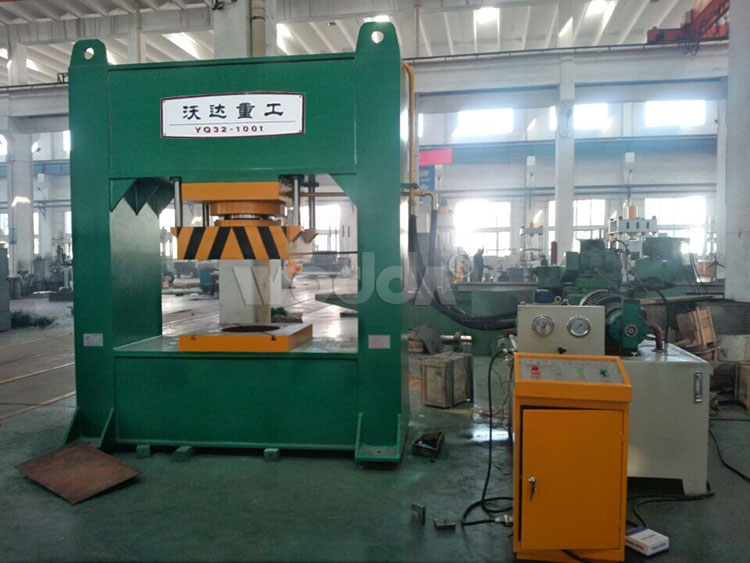 龍門(men)液壓機