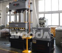 YQ32-200T液(ye)壓機