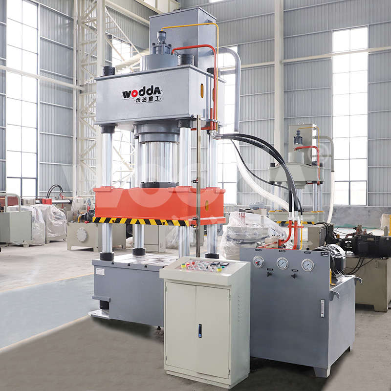 400噸(dun)四柱液(ye)壓機價(jia)格