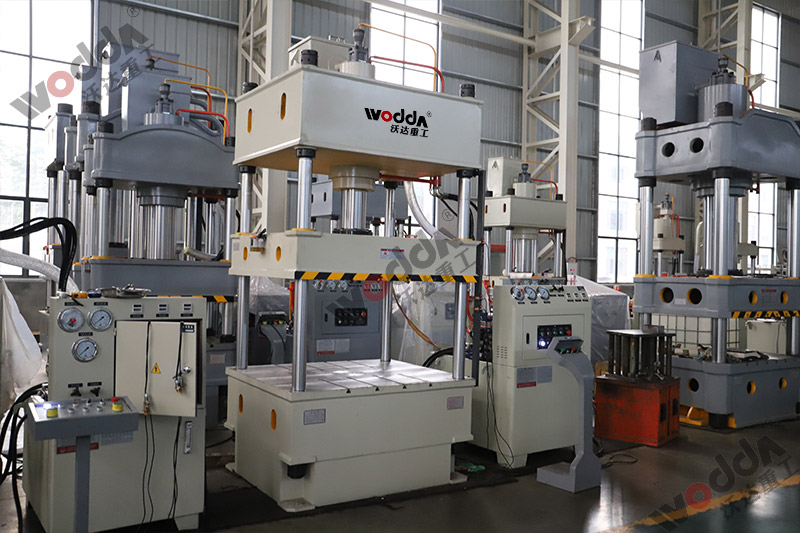 100噸薄(bao)闆拉伸(shen)液壓機(ji)