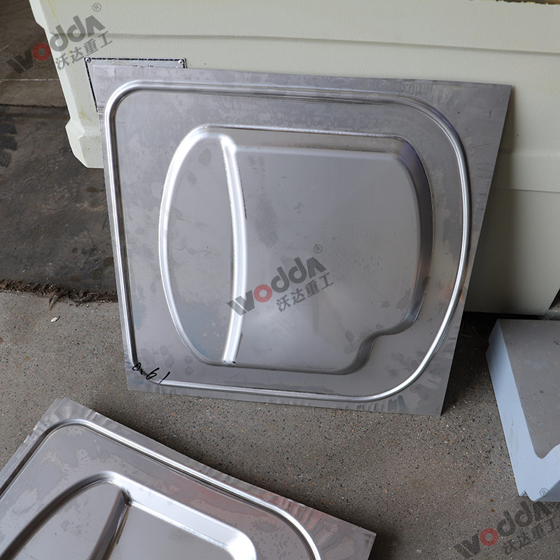 不鏽(xiu)鋼闆材(cai)成品 不(bu)鏽鋼闆(pan)材成品(pin)