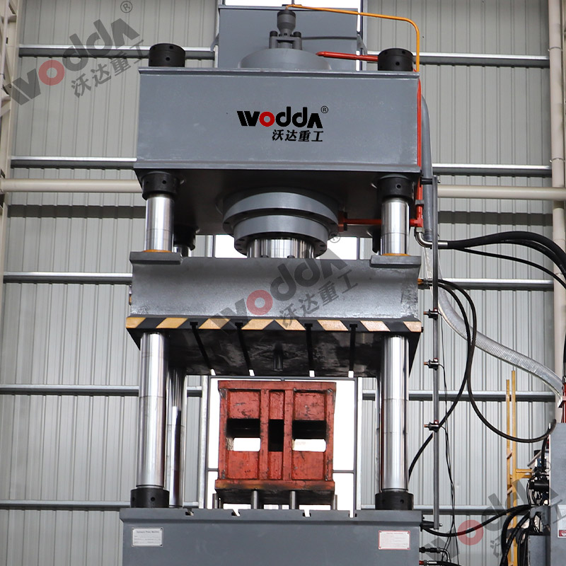 不鏽(xiu)鋼水槽拉(la)伸液壓機(ji)