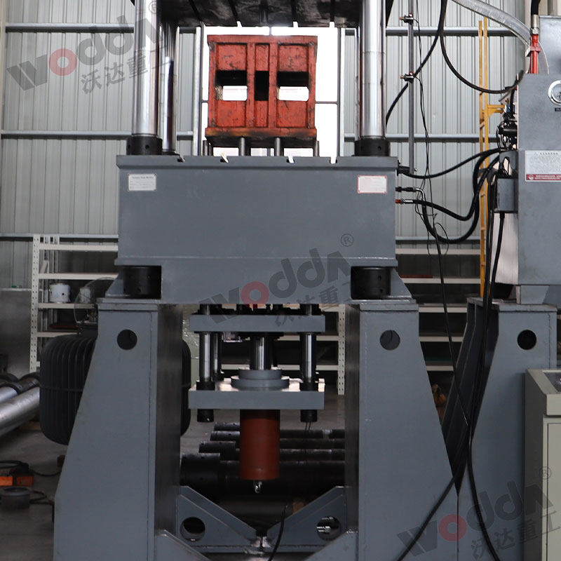 400噸液壓(ya)墊拉伸機(ji)