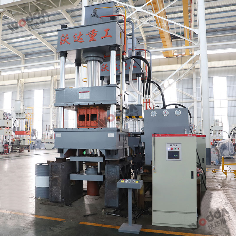 315噸(dun)液壓墊拉(la)伸液壓機(ji)