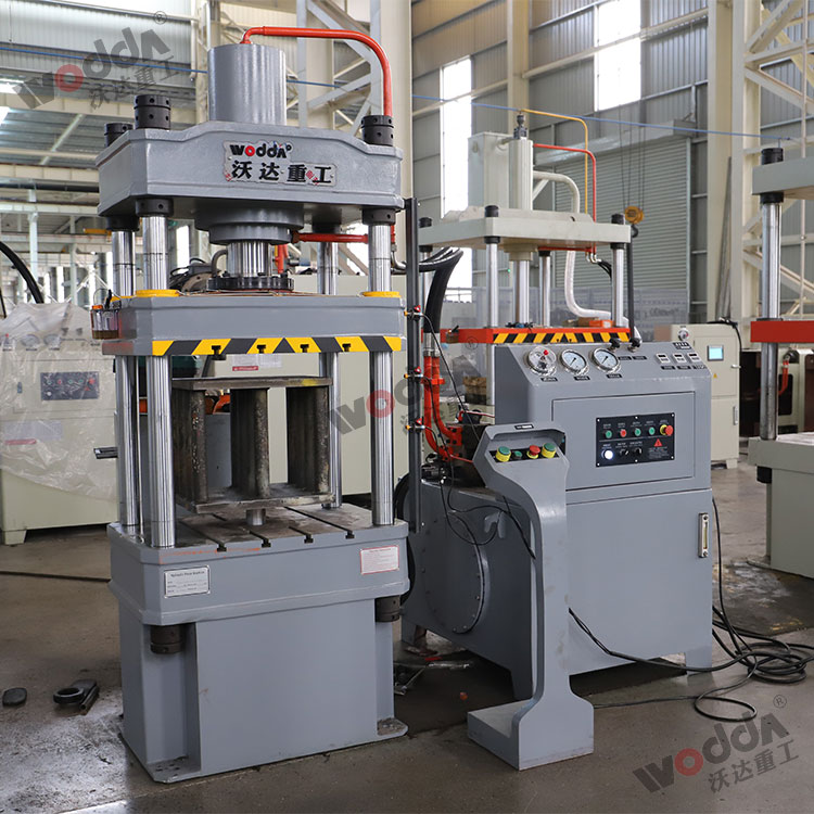 100噸拉伸(shen)液壓機(ji)