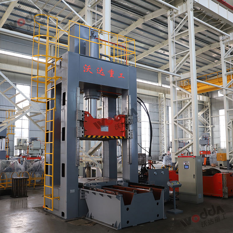 315噸框架(jia)式液壓機(ji) 315噸框架式(shi)液壓機