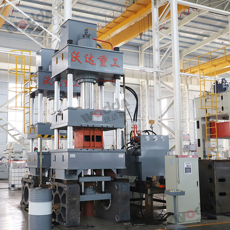 315噸拉(la)伸液(ye)壓機(ji)