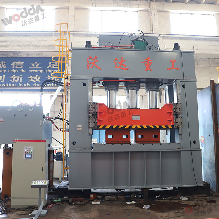 框架式(shi)薄闆拉伸(shen)液壓機 框(kuang)架式薄闆(pan)拉伸液壓(ya)機