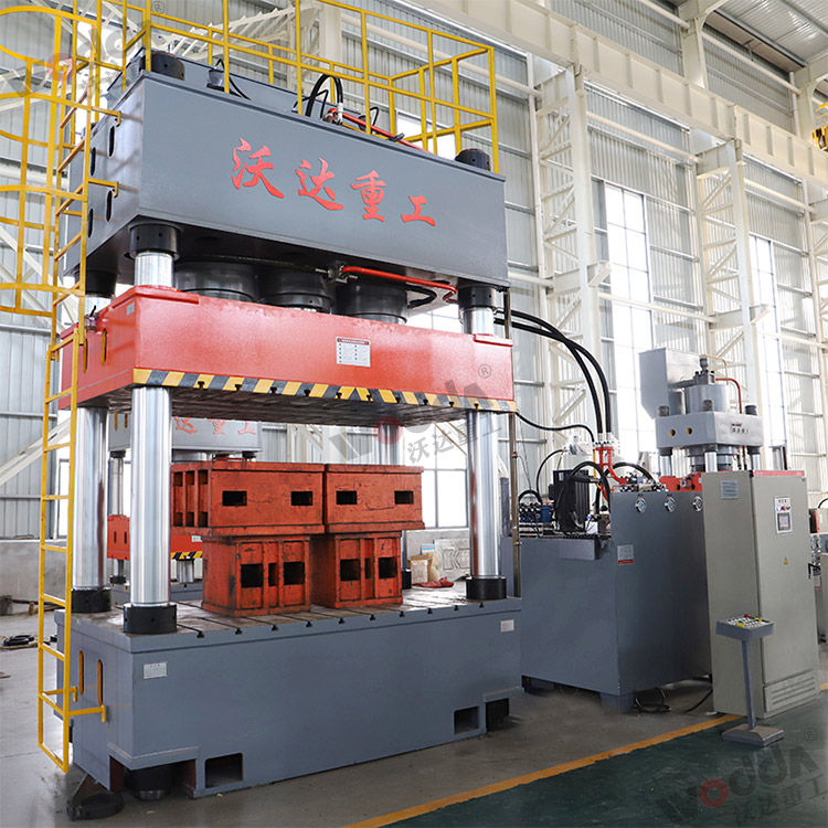 四柱式(shi)薄闆拉伸(shen)液壓機 四(si)柱式薄闆(pan)拉伸液壓(ya)機