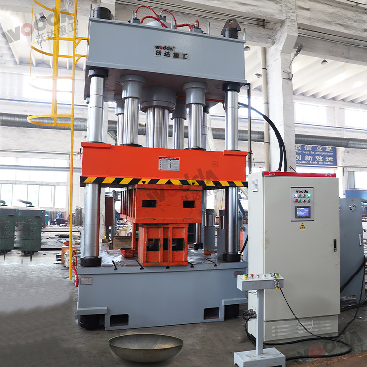 630噸(dun)封頭(tou)液壓(ya)機（圖(tu)2）