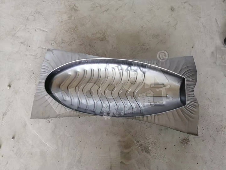 250噸(dun)拉伸(shen)液壓(ya)機拉(la)伸太(tai)陽能(neng)路燈(deng)殼