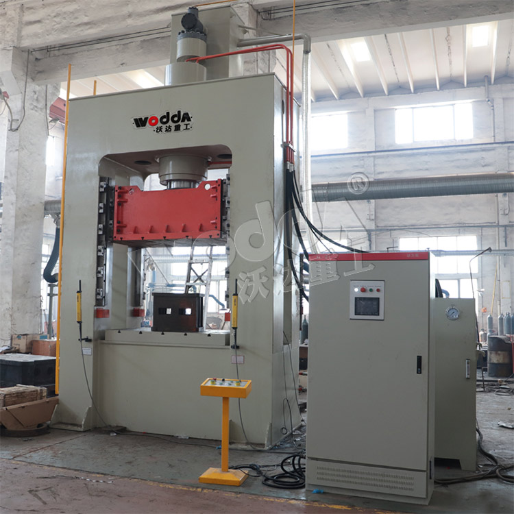 400噸框(kuang)架液壓機(ji)