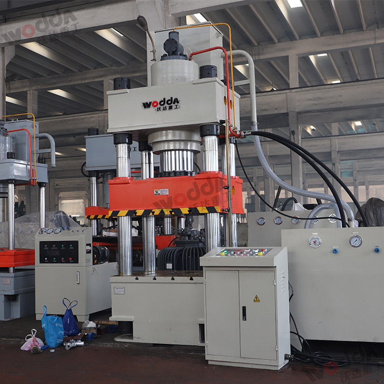 500噸動力(li)電池電芯(xin)鋁殼拉伸(shen)液壓機 500噸(dun)動力電池(chi)電芯鋁殼(ke)拉伸液壓(ya)機