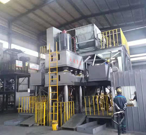 石墨(mo)坩埚(guo)液壓(ya)機