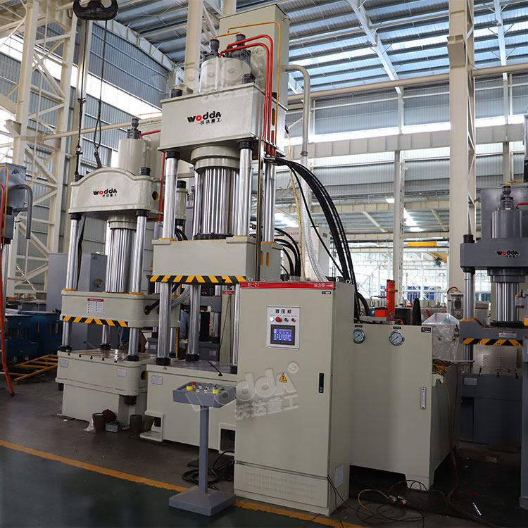 400噸伺服(fu)油壓機