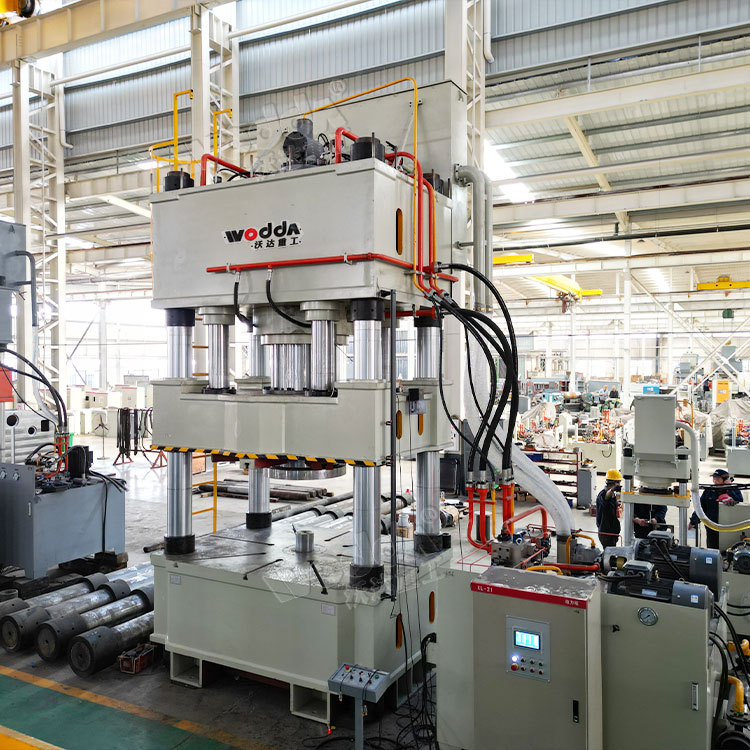 封頭(tou)液壓機(ji)