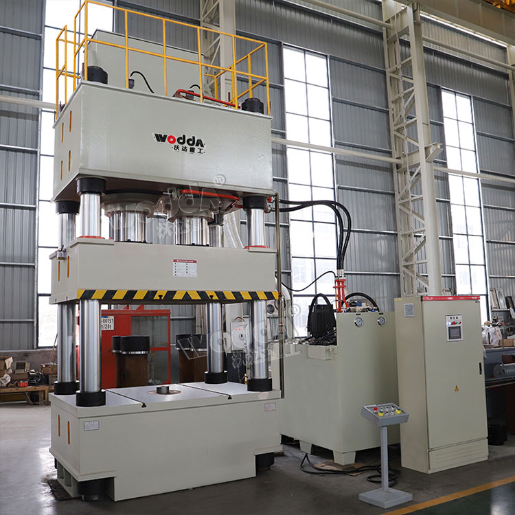 800噸塑料(liao)托盤成型(xing)液壓機