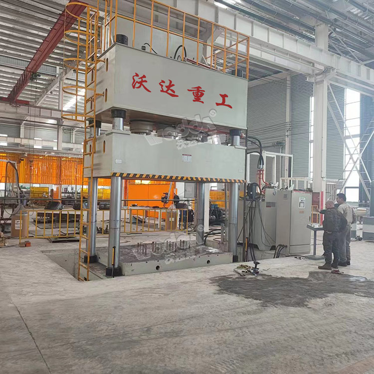 1000噸(dun)四柱液(ye)壓機