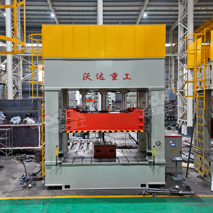 315噸複(fu)合材料(liao)成型液(ye)壓機