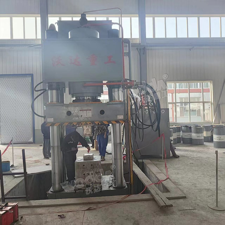 匣(xia)缽成型(xing)液壓機(ji) 匣缽成(cheng)型液壓(ya)機