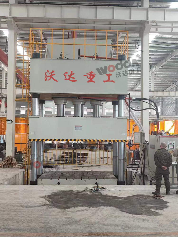 1000噸(dun)汽車(che)配件(jian)拉伸(shen)液壓(ya)機