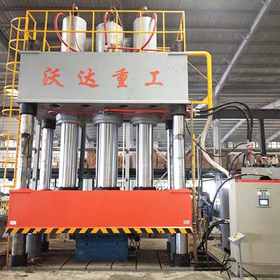 油壓機(ji)_液壓機價(jia)格_四柱油(you)壓機